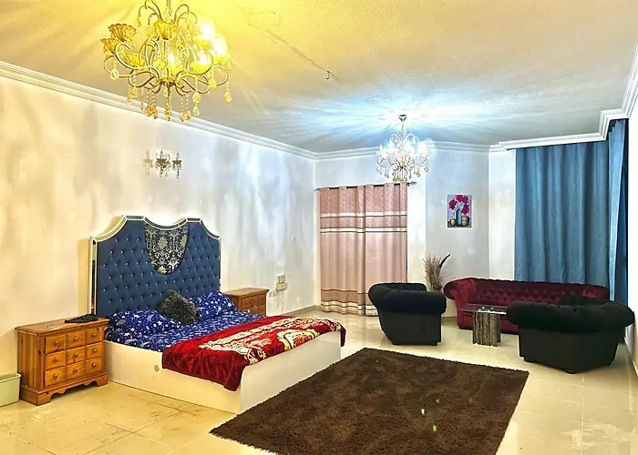 Tranquil Haven King Bed Ensuite Fully Furnished Bedroom