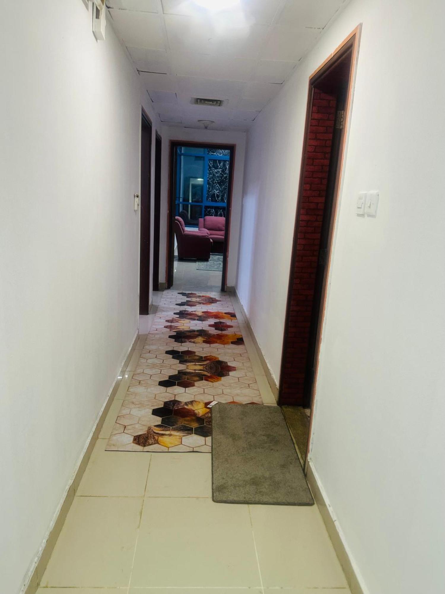Tranquil Haven King Bed Ensuite Fully Furnished Bedroom Apartment *